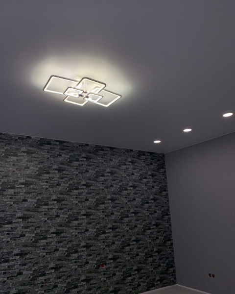 Фото натяжных потолков в спальню